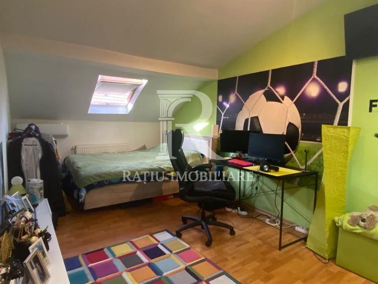 Casă cu 3 camere cu Canalizare în Ultracentral