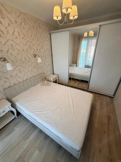 Apartament cu 2 camere semidecomandat, mobilat în Fratelia