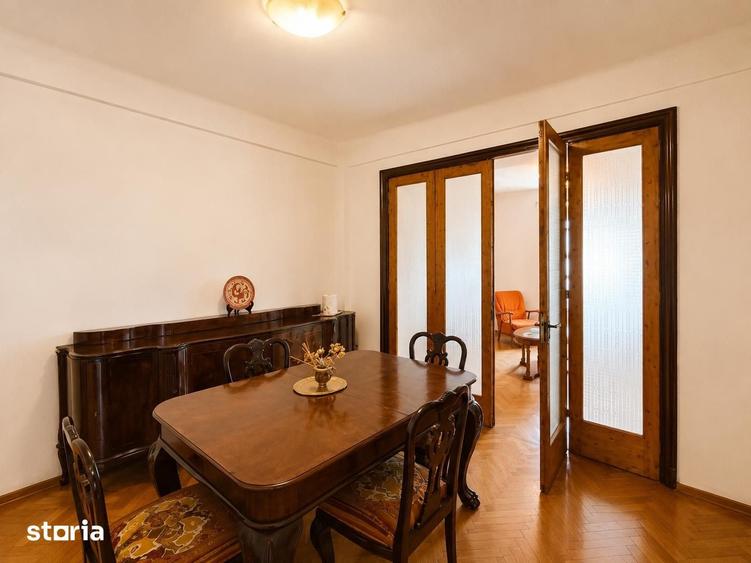 Apartament cu 4 camere în Eminescu