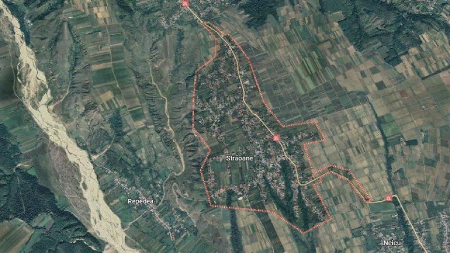 Casă individuală cu 2 camere cu Teren 525 Mp în Străoane