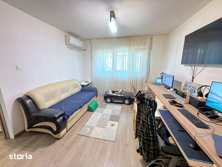 Apartament cu 3 camere decomandat în Mioriței