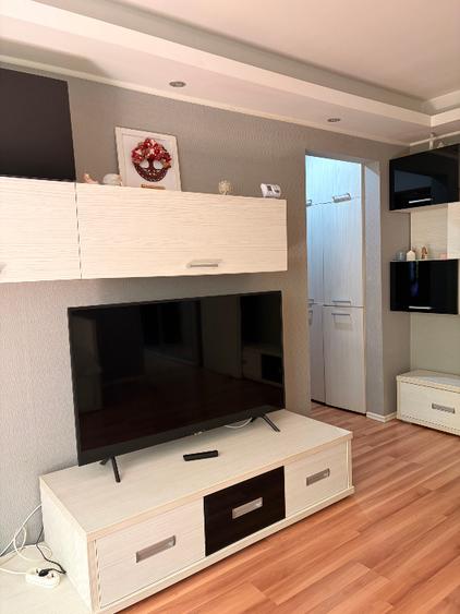 Apartament cu 2 camere semidecomandat în Dacia