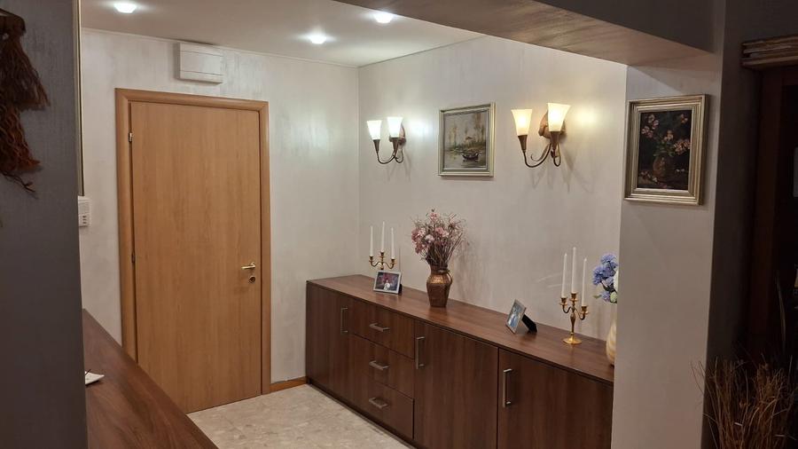 Apartament cu 2 camere semidecomandat în Mihai Bravu