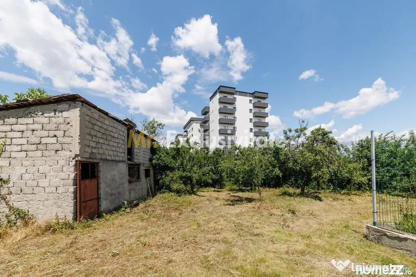 Casă cu 4 camere cu Teren 889 Mp în Prundu