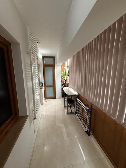 Apartament cu 3 camere decomandat în Gară