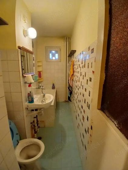 Apartament cu 3 camere decomandat, mobilat în Girocului