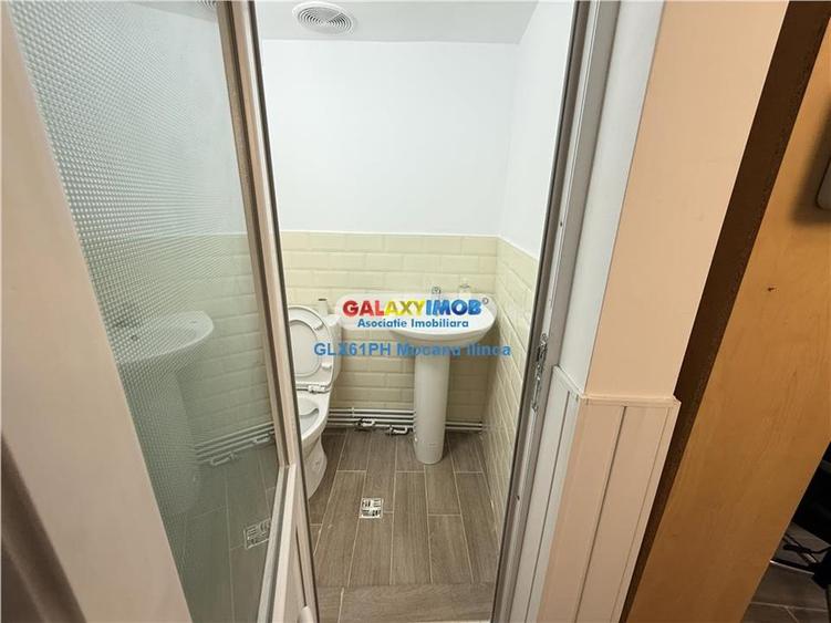 Casă cu 7 camere cu Teren 438 Mp în Ultracentral