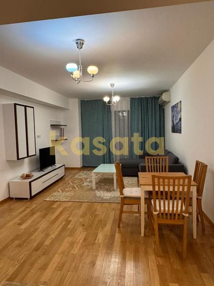 Apartament cu 2 camere semidecomandat, mobilat în Barbu Văcărescu