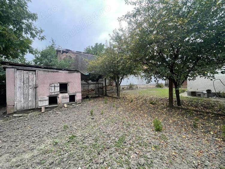 Casă cu 2 camere în Petrisat