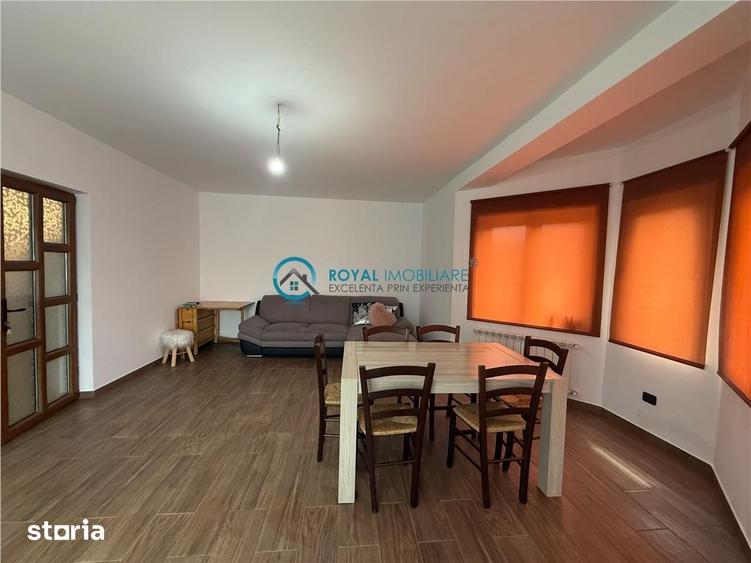 Casă cu 5 camere cu Teren 3700 Mp în Boldești