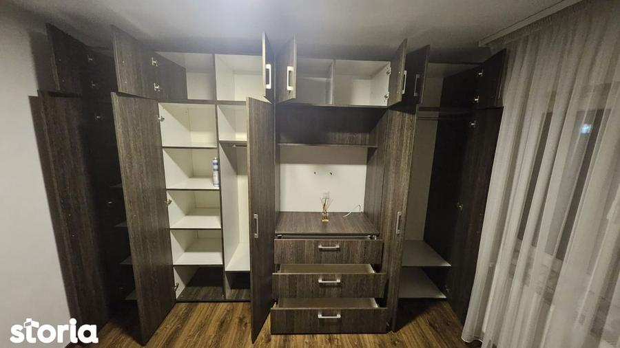 Apartament cu 2 camere decomandat în Peneș Curcanul