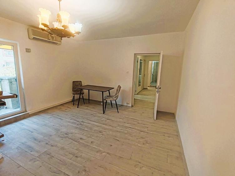 Apartament cu 2 camere decomandat în 13 Septembrie