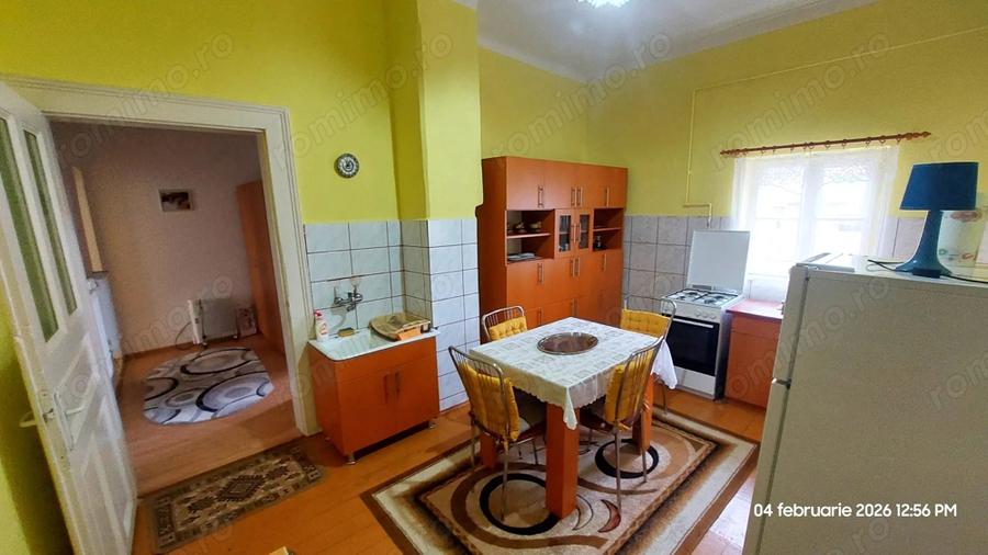 Casă cu 4 camere cu Teren 763 Mp în Central