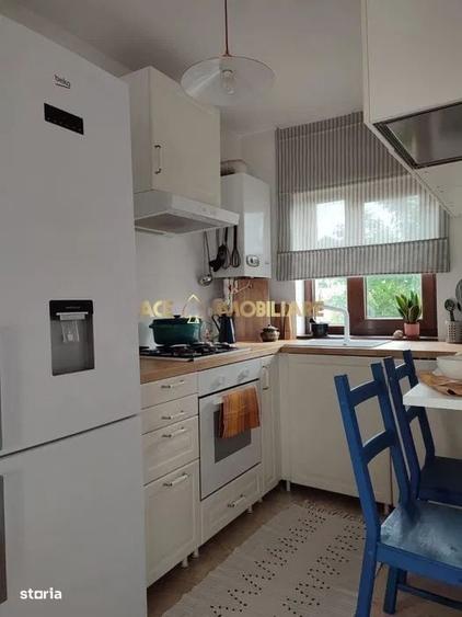 Casă cu 3 camere în Berceni