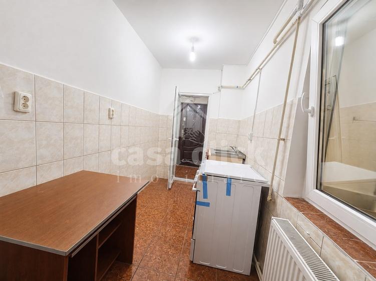 Garsonieră decomandată în Mazepa 1