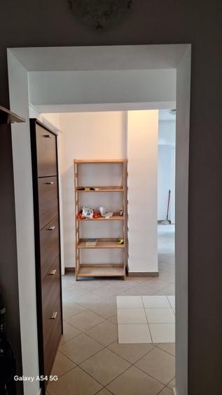 Apartament cu 4 camere decomandat, mobilat în P-ța Amzei