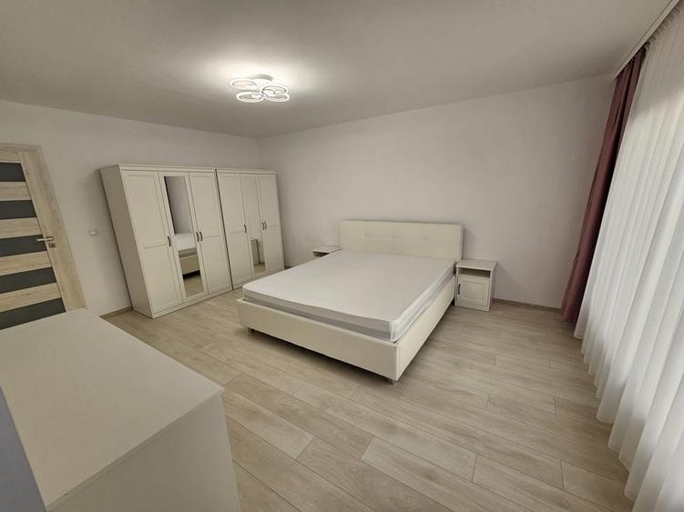 Casă cu 4 camere cu Teren 500 Mp în Exterior Vest