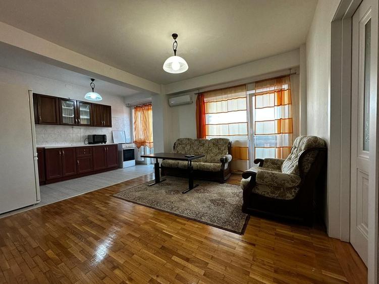 Apartament cu 2 camere semidecomandat, mobilat în Gheorgheni