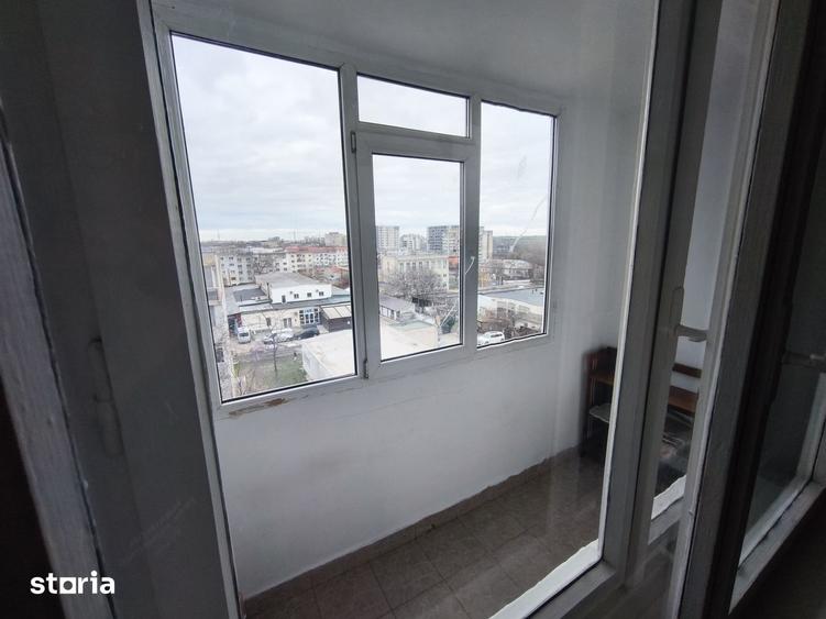 Apartament cu 2 camere decomandat în Boema
