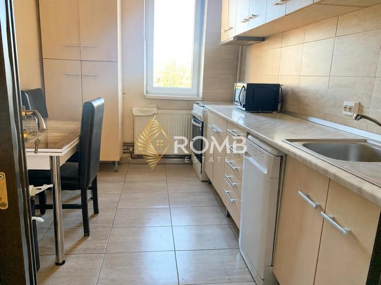 Apartament cu 3 camere decomandat, mobilat în Gheorgheni