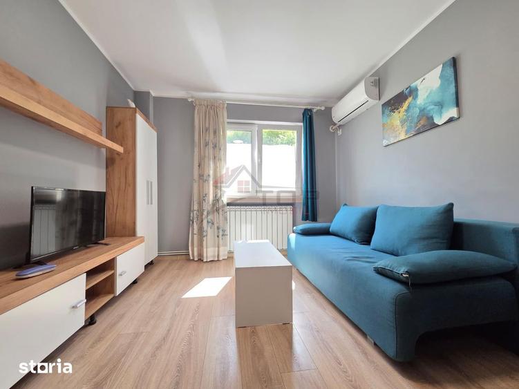 Apartament cu 2 camere semidecomandat în Podu Roș