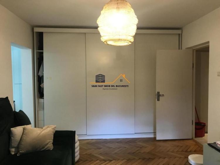 Apartament cu 2 camere, mobilat în Tineretului