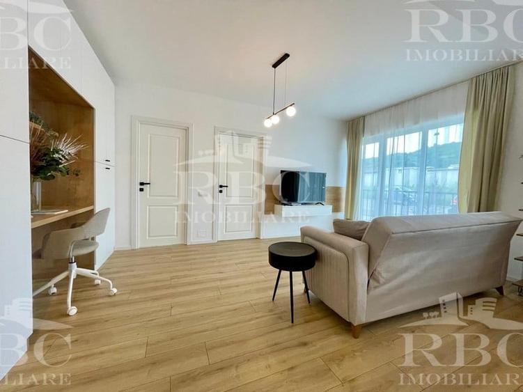 Apartament cu 2 camere semidecomandat în Florești