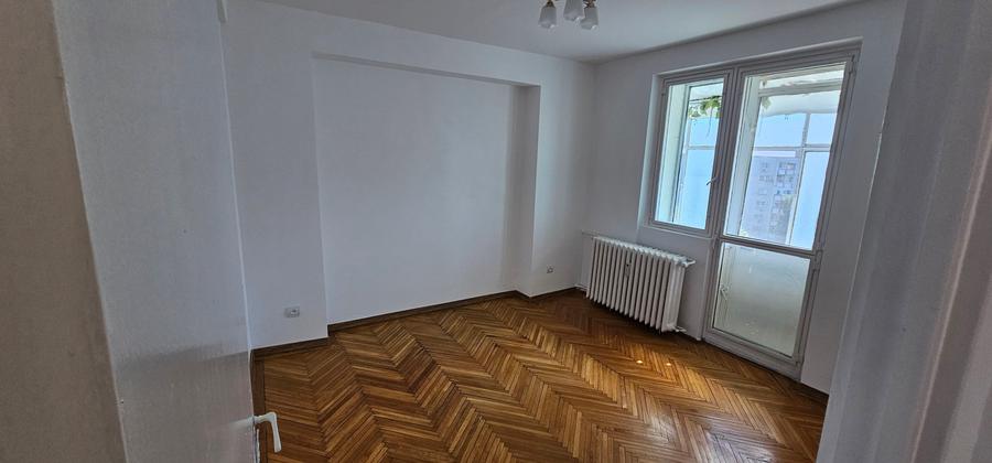 Vanzare 2 camere - Tineretului - 11