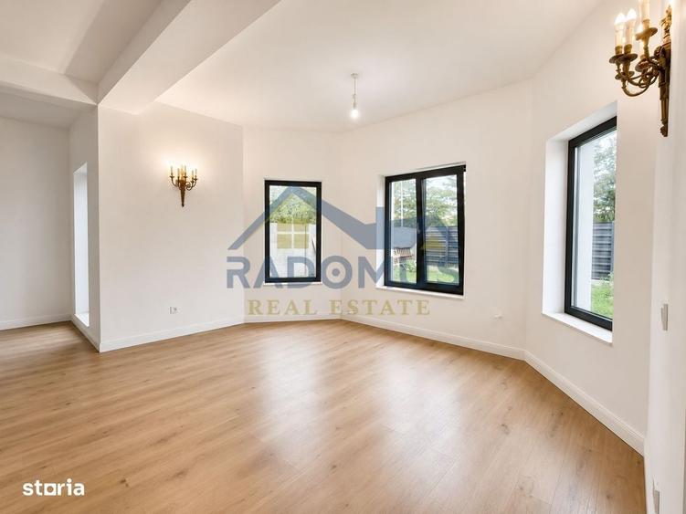 Casă cu 4 camere în Târgșoru Nou