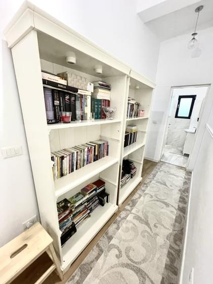 Apartament cu 2 camere semidecomandat, mobilat în Ipotești