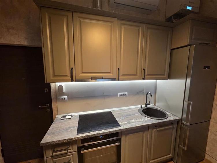 Apartament cu 2 camere nedecomandat în Central