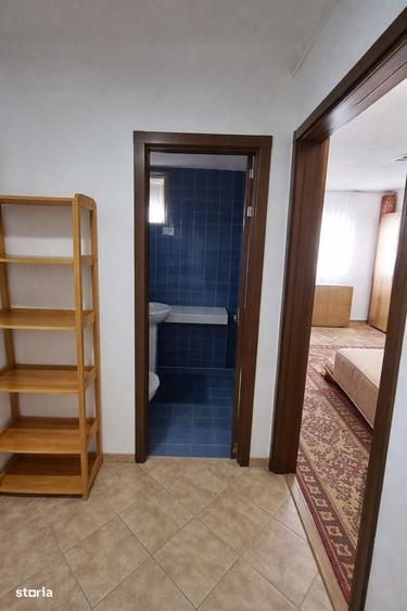 Apartament cu 3 camere în Tașca