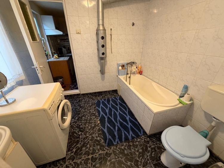 Casă cu 3 camere în Ultracentral