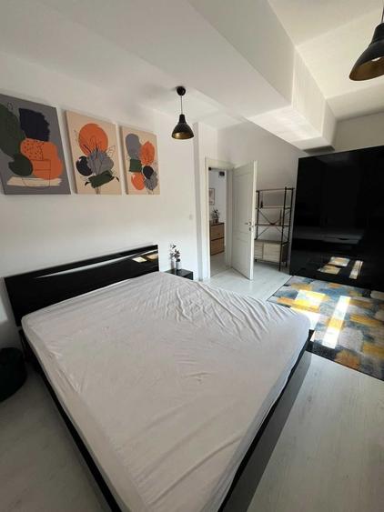 Apartament cu 2 camere semidecomandat în Cug