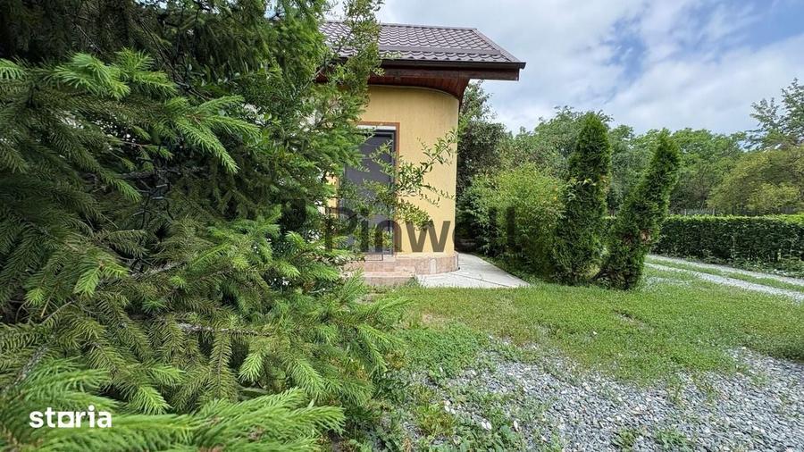 Casă cu 3 camere cu Teren 935 Mp în Central