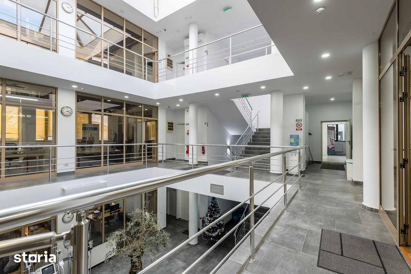 Spațiu comercial, de 4,231 mp, în Tunari