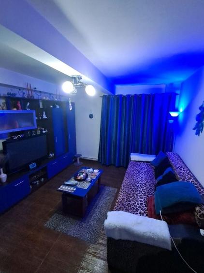 Apartament cu 2 camere semidecomandat în Eminescu