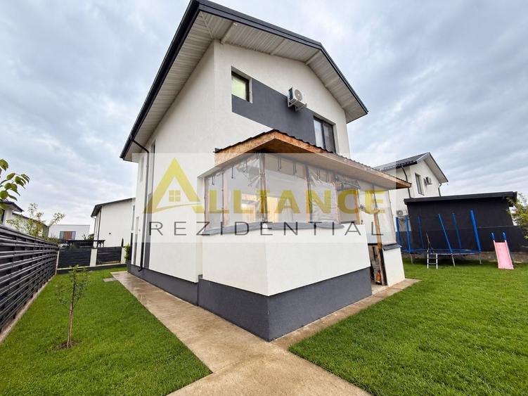 Casă individuală cu 4 camere cu Teren 327 Mp în Berceni