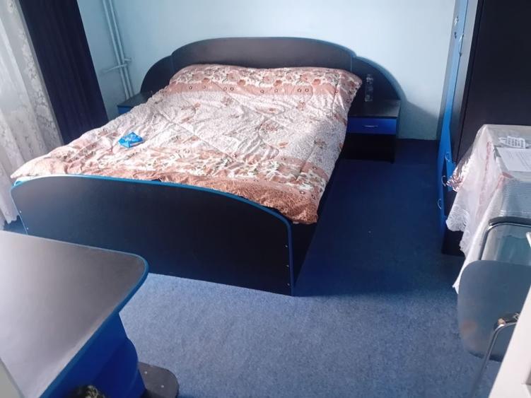 Apartament cu 2 camere decomandat în Precista