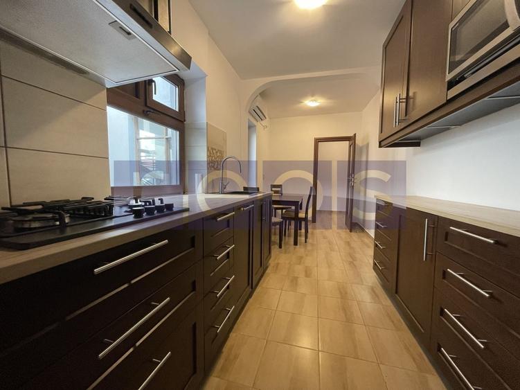 Apartament cu 3 camere decomandat în Kiseleff