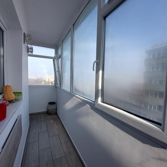Apartament cu 2 camere decomandat în Basarabia