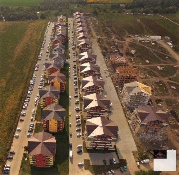 Apartament cu 2 camere decomandat în Sânpetru