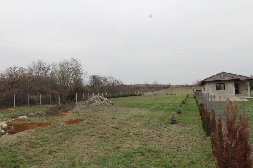 Teren Construcții intravilan de 5000 mp, în Lelești