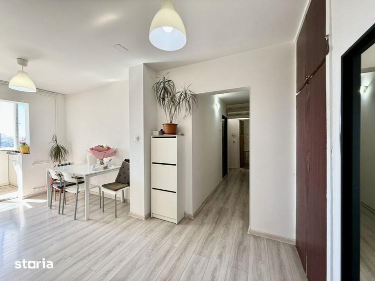 Apartament cu 3 camere decomandat, mobilat în Tei