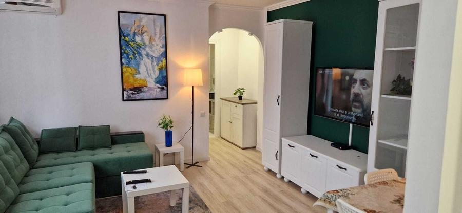 Apartament cu 2 camere semidecomandat în Ultracentral