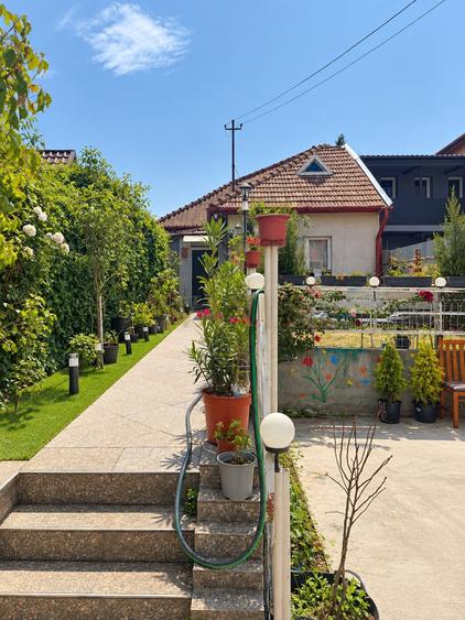 Casă individuală cu 4 camere cu Canalizare în Mărăști