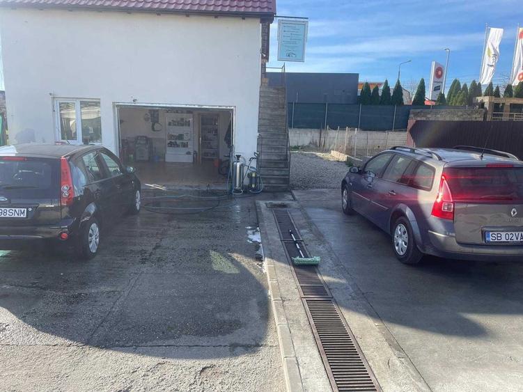 Apartament decomandat în Lazaret