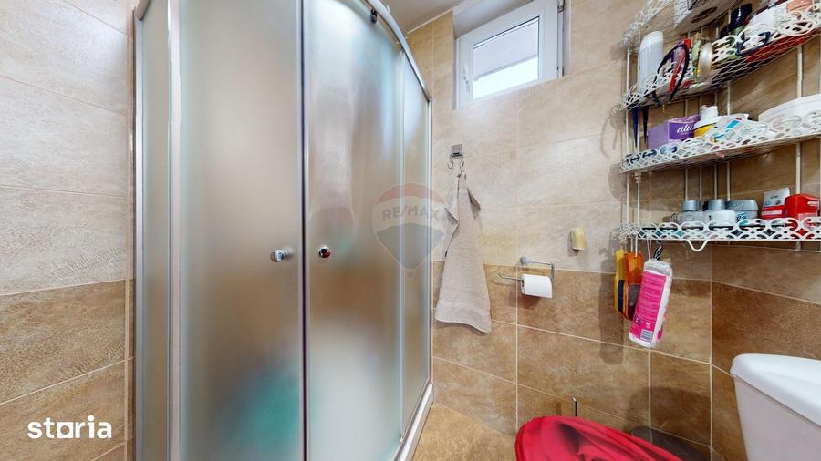 Casă cu 4 camere cu Teren 1004 Mp în Hărman