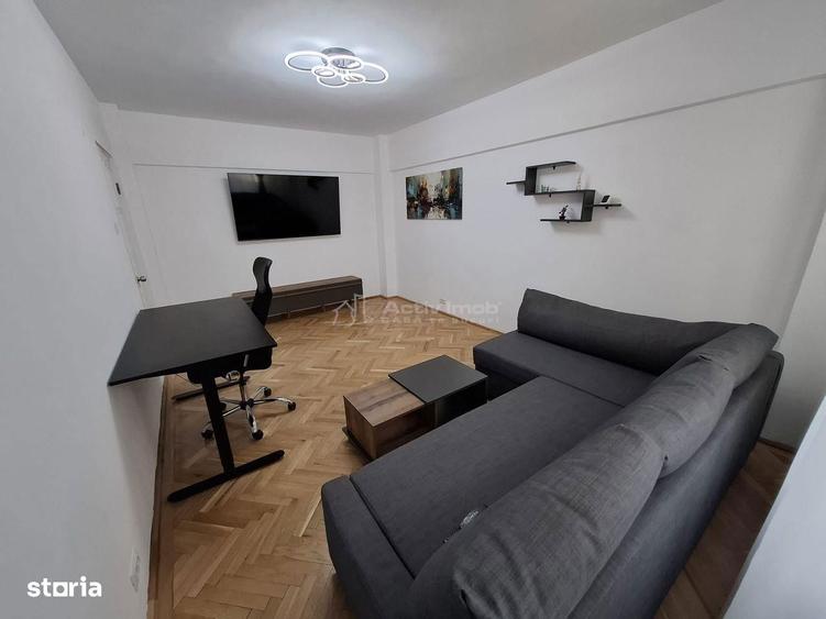 Apartament cu 3 camere decomandat, mobilat în Tineretului