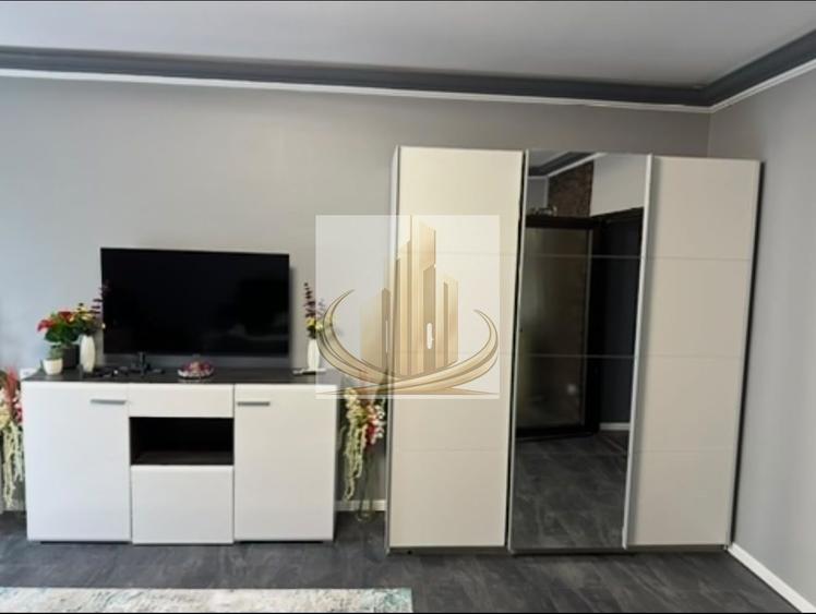 Apartament cu 2 camere semidecomandat, mobilat în Badea Cârțan